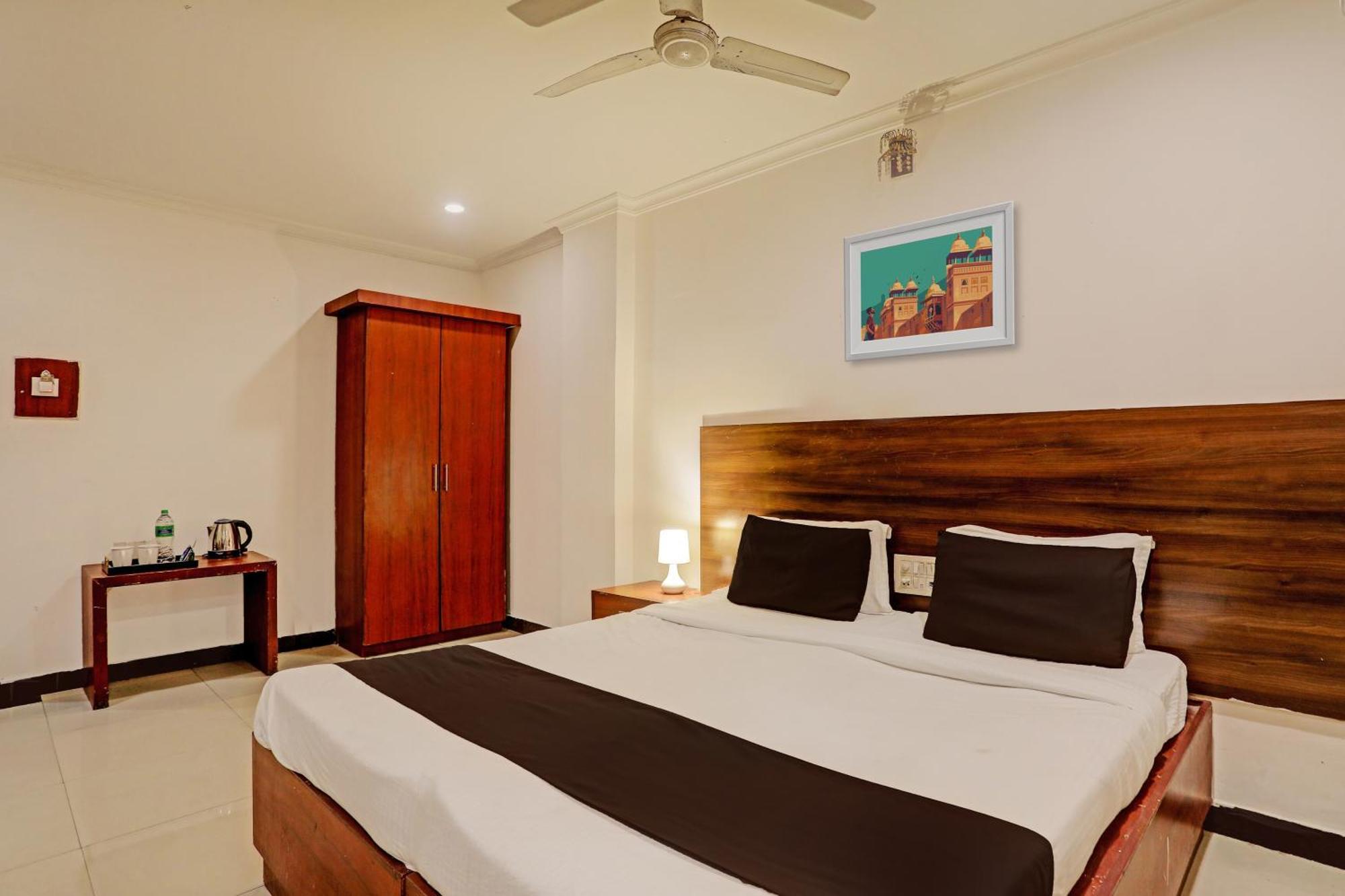 Hotel O 14726 Hotel Vaishnavi Park Secundurabad Buitenkant foto